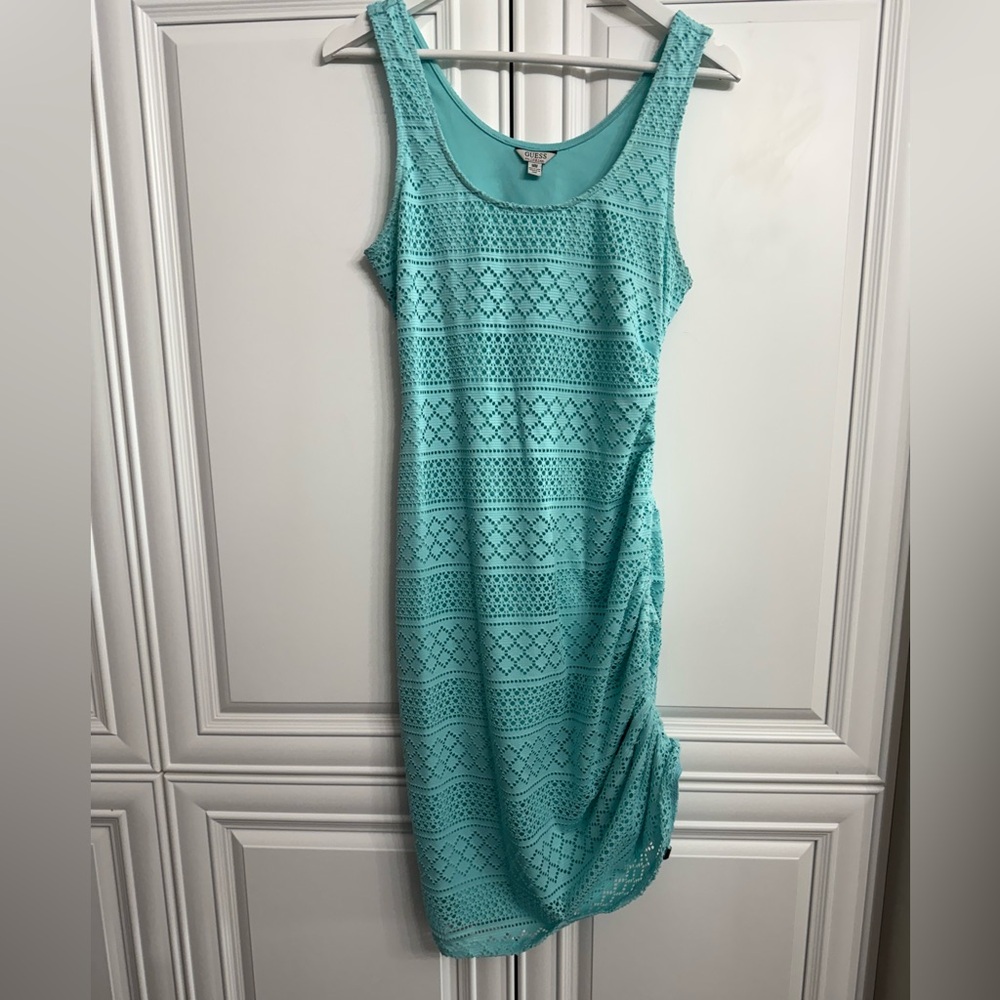 Guess Women’s Size Medium Sleeveless Scoop Neck Lace Overlay Ruched Blue Dress